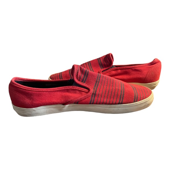 VANS Coastal Slip On Low Profile Red & Navy Striped Sneakers Men Size 11.5 - Picture 2 of 12